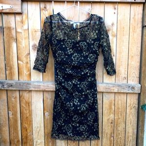 Midi lace dress